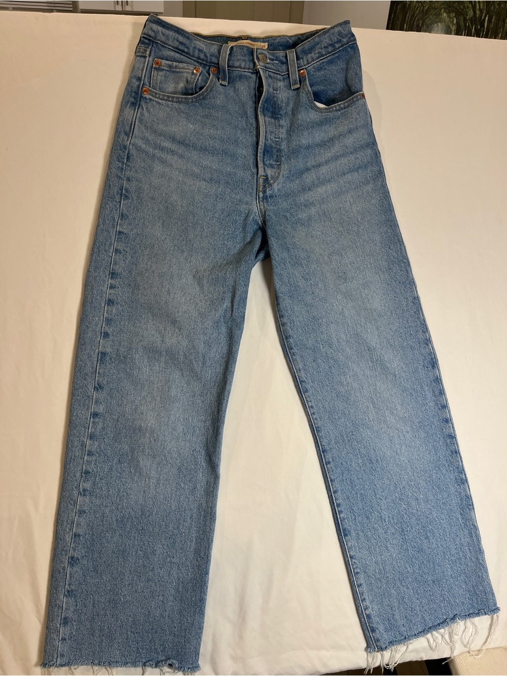 Levi's Premium Women’s Blue Ribcage Straight Y2K Button Up Fly Raw Hem Size 26